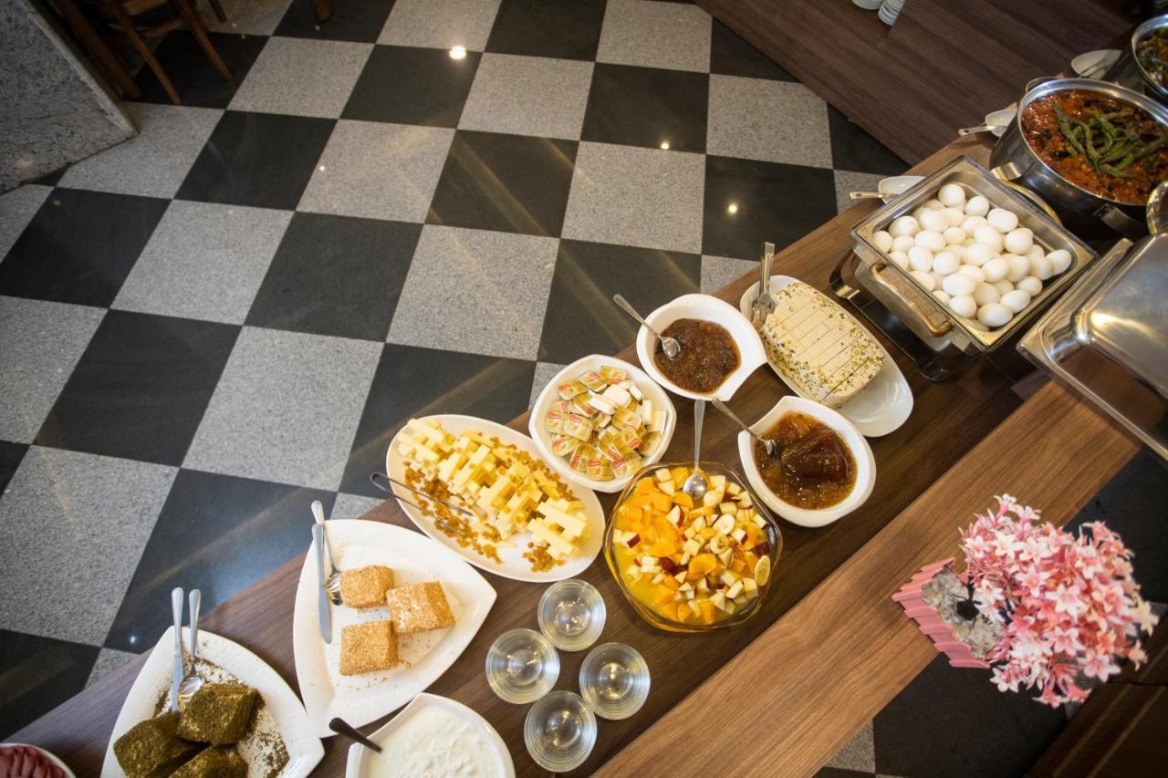 Nairoukh Hotel Акаба Екстер'єр фото
