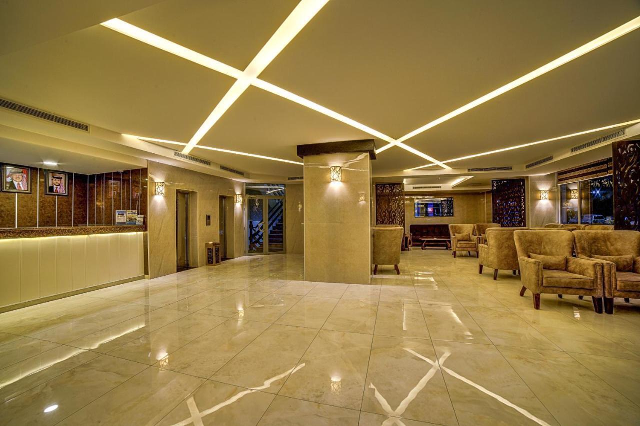 Nairoukh Hotel Акаба Екстер'єр фото
