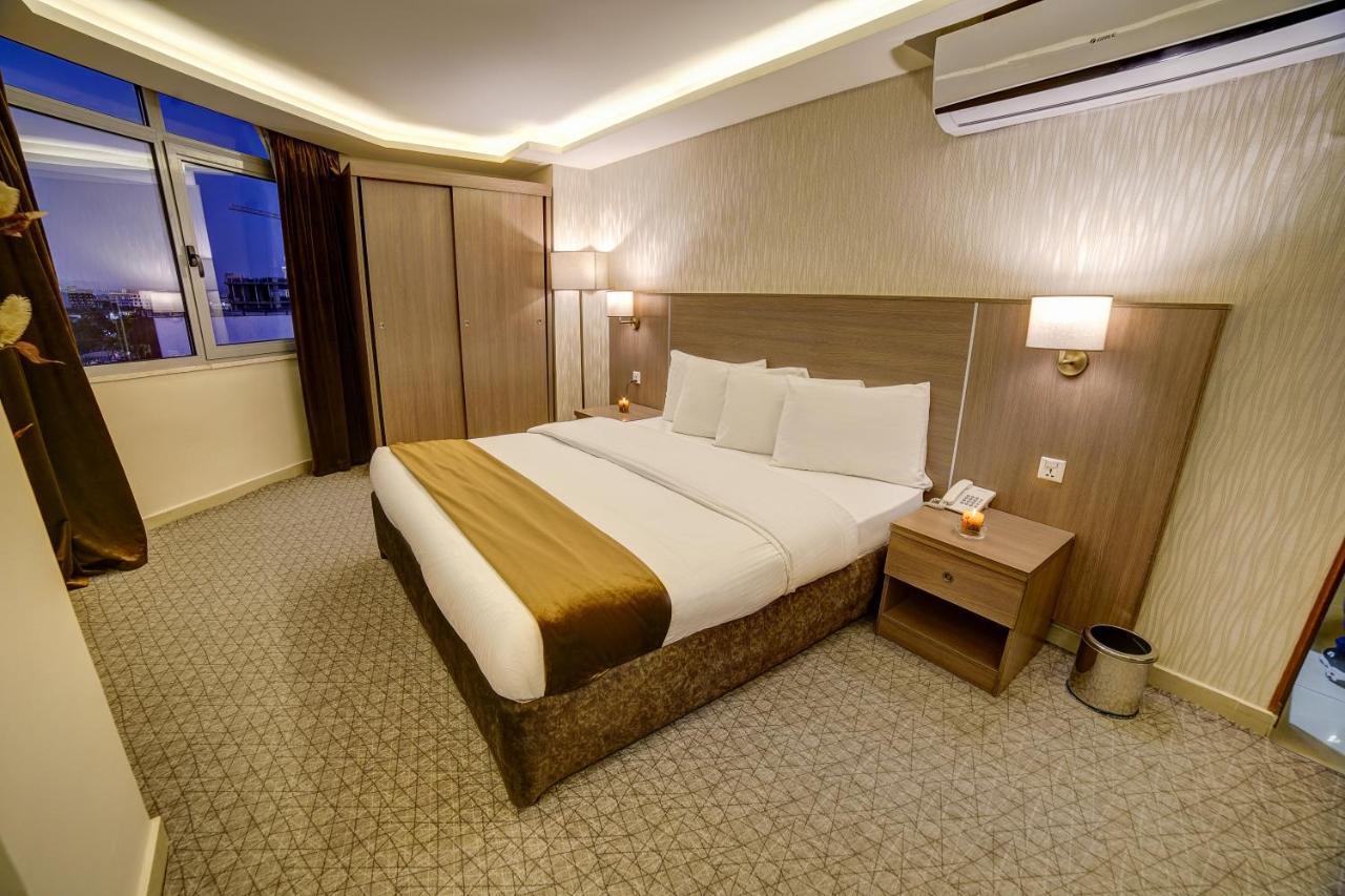 Nairoukh Hotel Акаба Екстер'єр фото